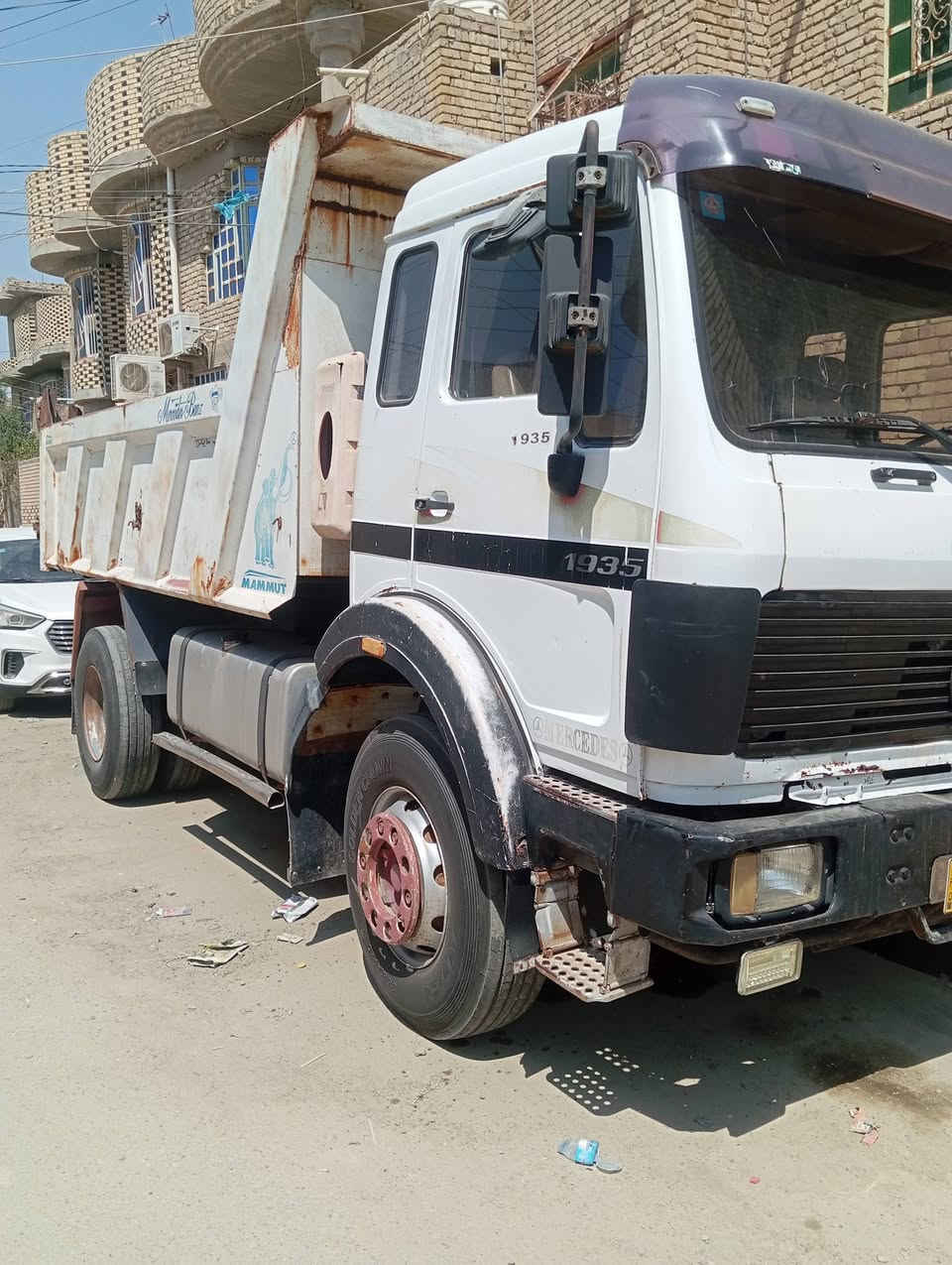 سلام عليكم البي قلاب للبيع موديل 88 مكينه 28 محسن كير سته وشلعه للاستفسار ***********
