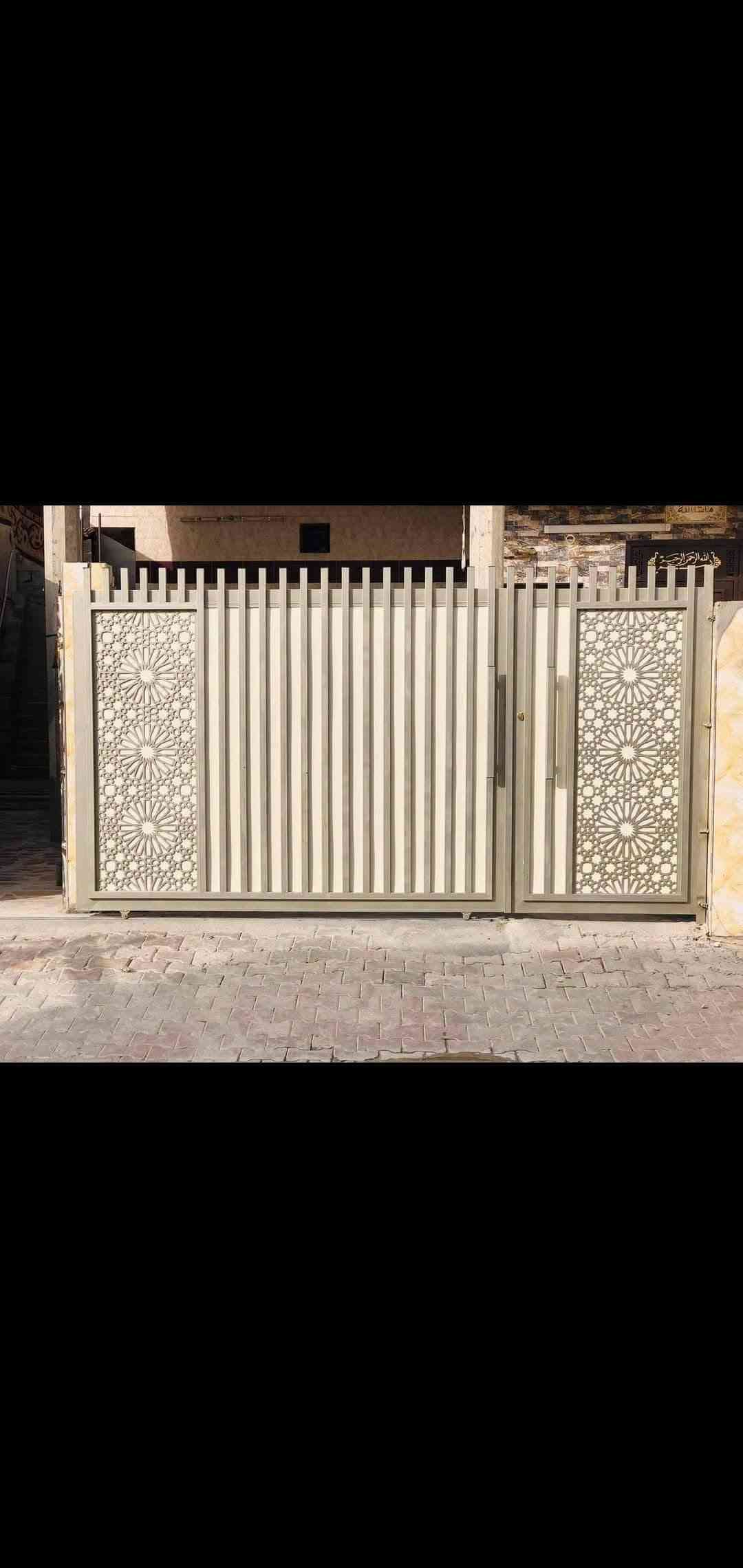 رقم حداد
***********
***********

نص مكتوب في الصور:
- ٩:٣٤ 100