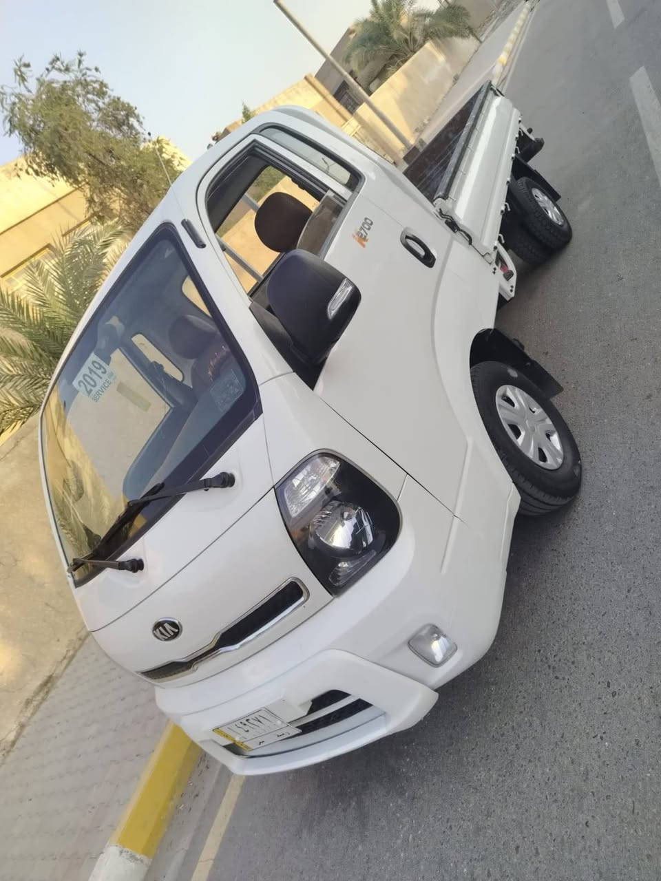 السلام عليكم كيا 2700موديل 19رقم واسط انكليزي سياره مكفوله من صبغ وضربه وباردول شخط  ومحرك مامفتوح لاصرف والبخارتخم تاير شركه تبريد ثلج شاصي مامرشوش مجدده سنويه لل 30 سياره شركه ماشيه 140حقيقي سياره جديده استلام شركه بوليش مامبولشة مكفوله حته من تكحيل سياره عل شركه شراي يتصل ***********
***********
