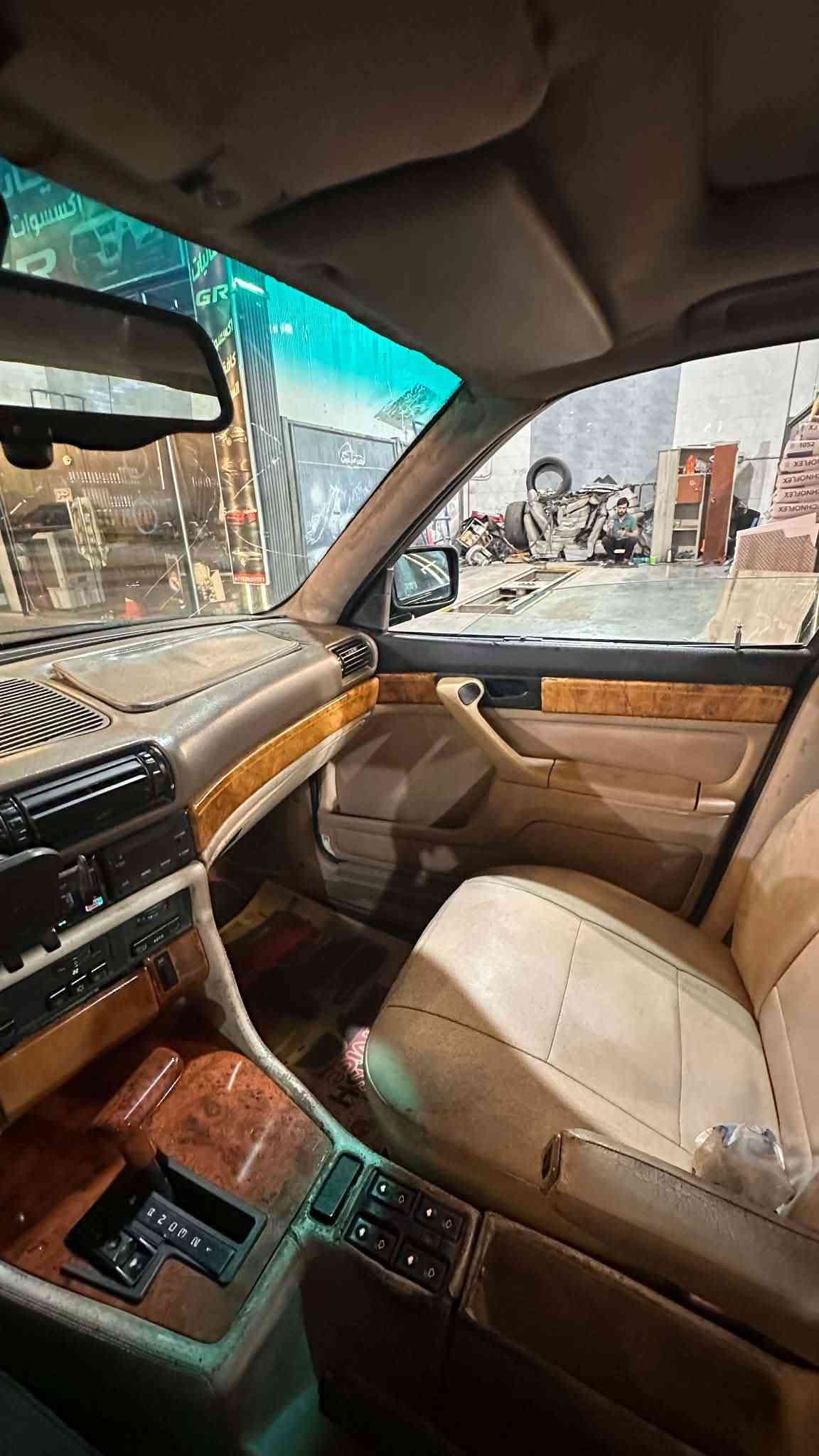 بي ام 740 • ١٩٩٣ • رقم بغداد