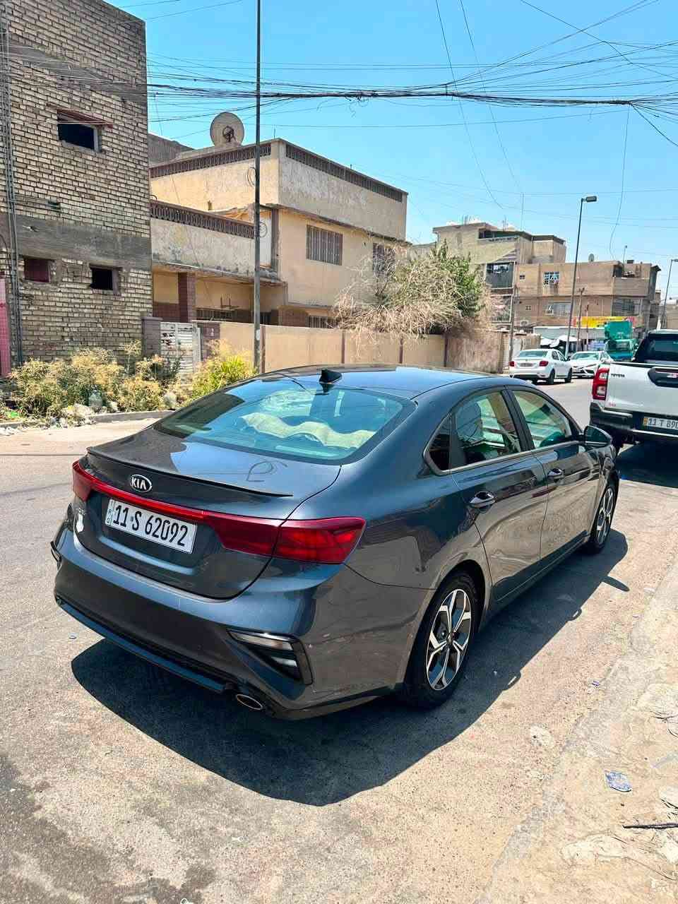 السلام عليكم
كيا فورتي 2021 وارد امريكي 
محرك 2000 كير مبدل At 
ماشية 61 الف
حادثه مبدل بنيد وجاملغات بارد 
مواصفات 
شاشة كاميرا 
تحكمات 
تحديد مسار 
رادار 
وبقية المواصفات معروفه 

السعر 115$ 
عنوان بغداد شارع فلسطين 
***********
