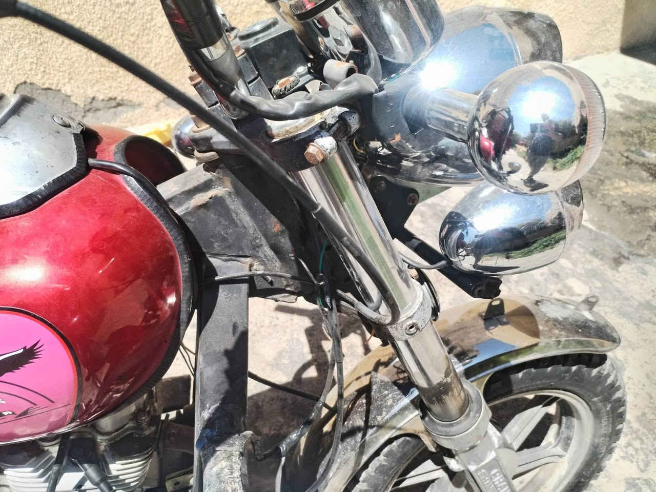 فسلام عليكم ستوته للبيع موديل 2020 ستوته نضيفه شغاله كامله كهربائياات شغله كله محرك نضيف تخم تاير نضيف ويل سايبه اصلي محرك 2024     سعره 1300   وبيه مجال *********** بغداد بوب الشام
