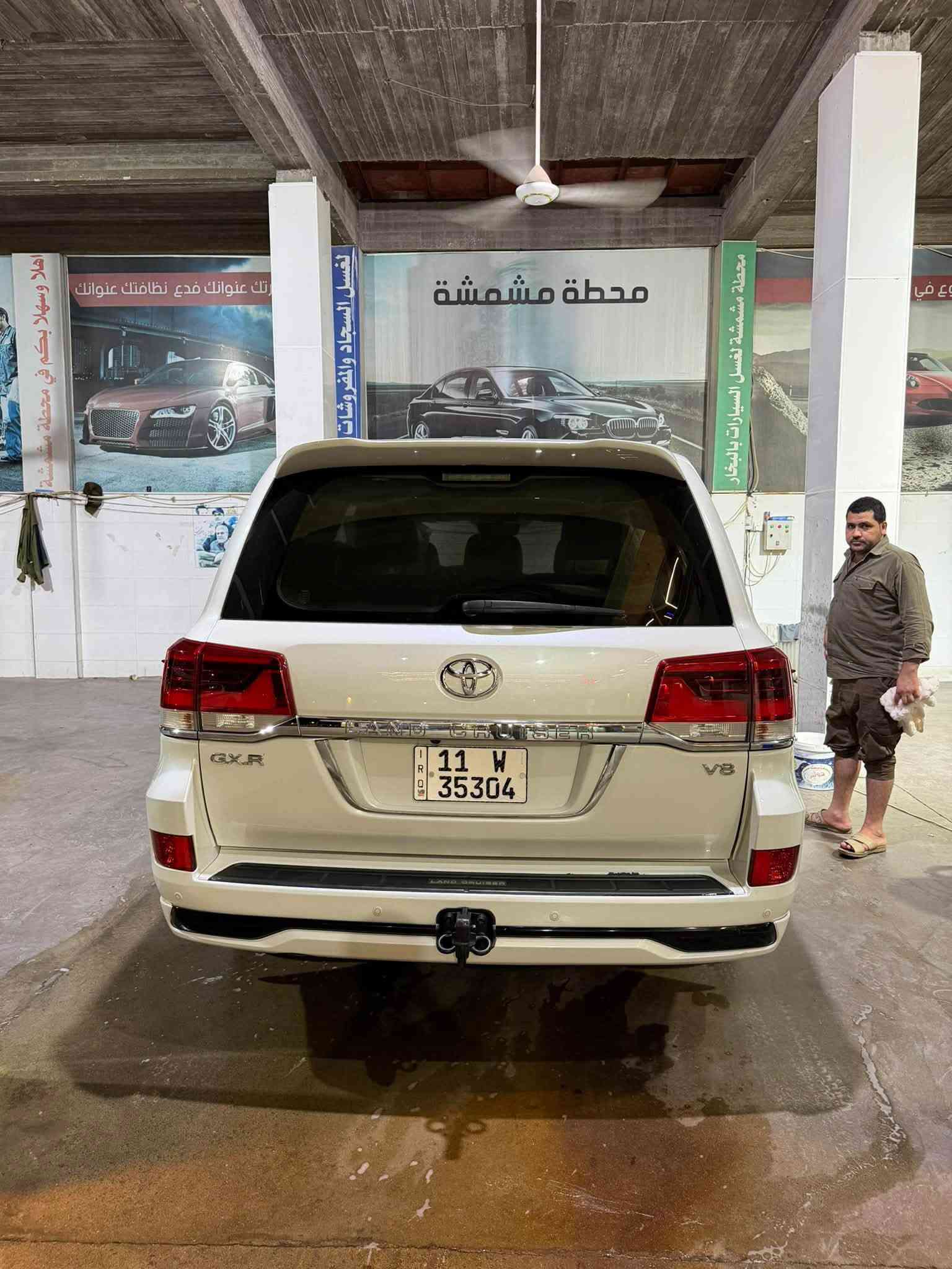لاندكروزر • ٢٠١٧ • رقم بغداد
