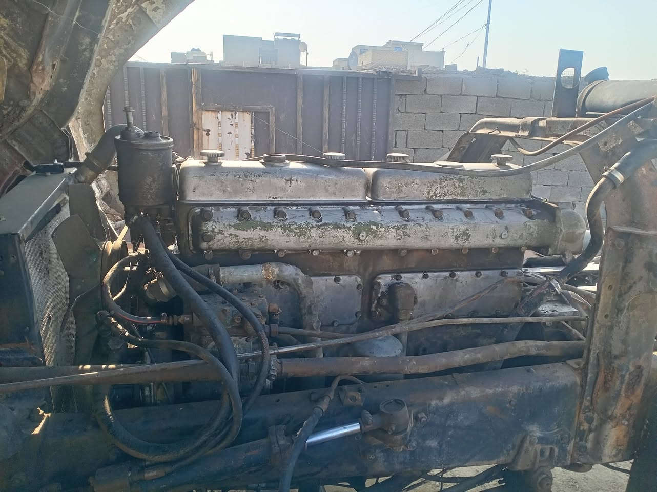 هينو شاصي للبيع رقم لاماني شرط التحويل محرك سكانيه ١١١  عنون بغداد  ***********
