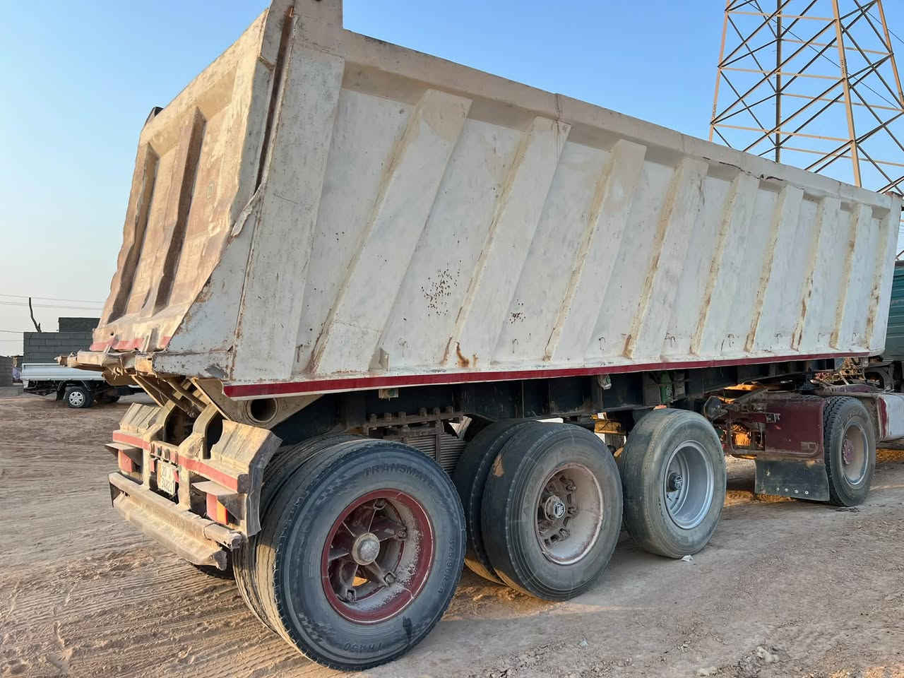 عربانه للبيع شاصي مكفول دناكير ١٦بيبي ذرعه ٣١للستفسار ***********
