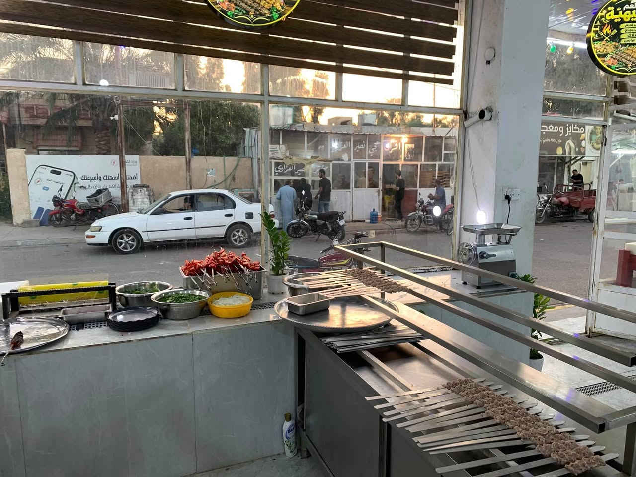 على بركه الله
تم انتقال مطعم الوجيهيه مقابل فرن صمون نصير رميض 
مقابل دائره كهرباء الوجيهيه 
موجودين انشالله من الساعه ٣ الضهر لحد ١٢ بليل 
سعر الكيلو كباب الحم ٢٢ الف لحم عراقي براسه امانه الله ورسوله وسعر كيلو كباب الدجاج ١٥ الف كذالك دجاج ذبح عراقي 
ومستعدين تجهيز كافه المناسبات 
وهلا وسهلا بيكم
