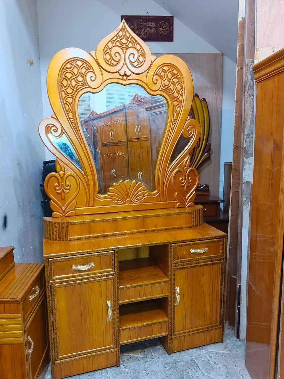 البيعع ***********السعررر 750 داخل خارج صاج
