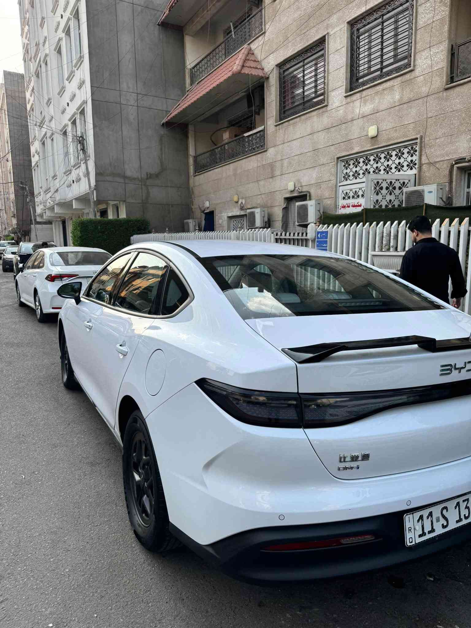بي واي دي 2025 سيل 5 ماشيه 6 بي رصعه بلصندوك وطخه خفيفه بلباب يتصلحن bdr وشخط بلبلاستك الجوه الباب سعرها 19.750 وبيها مجال بسيط 
***********
