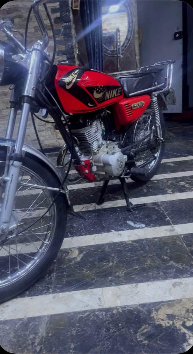 للبيع دراجه اربعه كير سنويه ورقم بسمي  للبيع مستعجل علا بعته كلش السعر بواحد وميه  وبيه مجال للطيبين اليريد يشتري خلي يراسلني خاص ويدلل مكاني نجف

رقميي ***********
