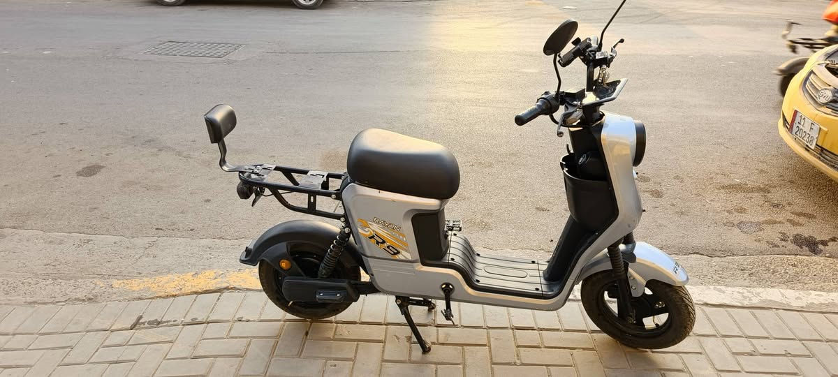 R9 • ٥ بطاريات • نص عمر