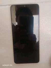 ريلمي A3 • واتساب