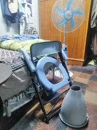 عربانه جيده سعر 50 ، كرسي حمام جديد سعر 35 مكاني الغزاليه 07710079501
