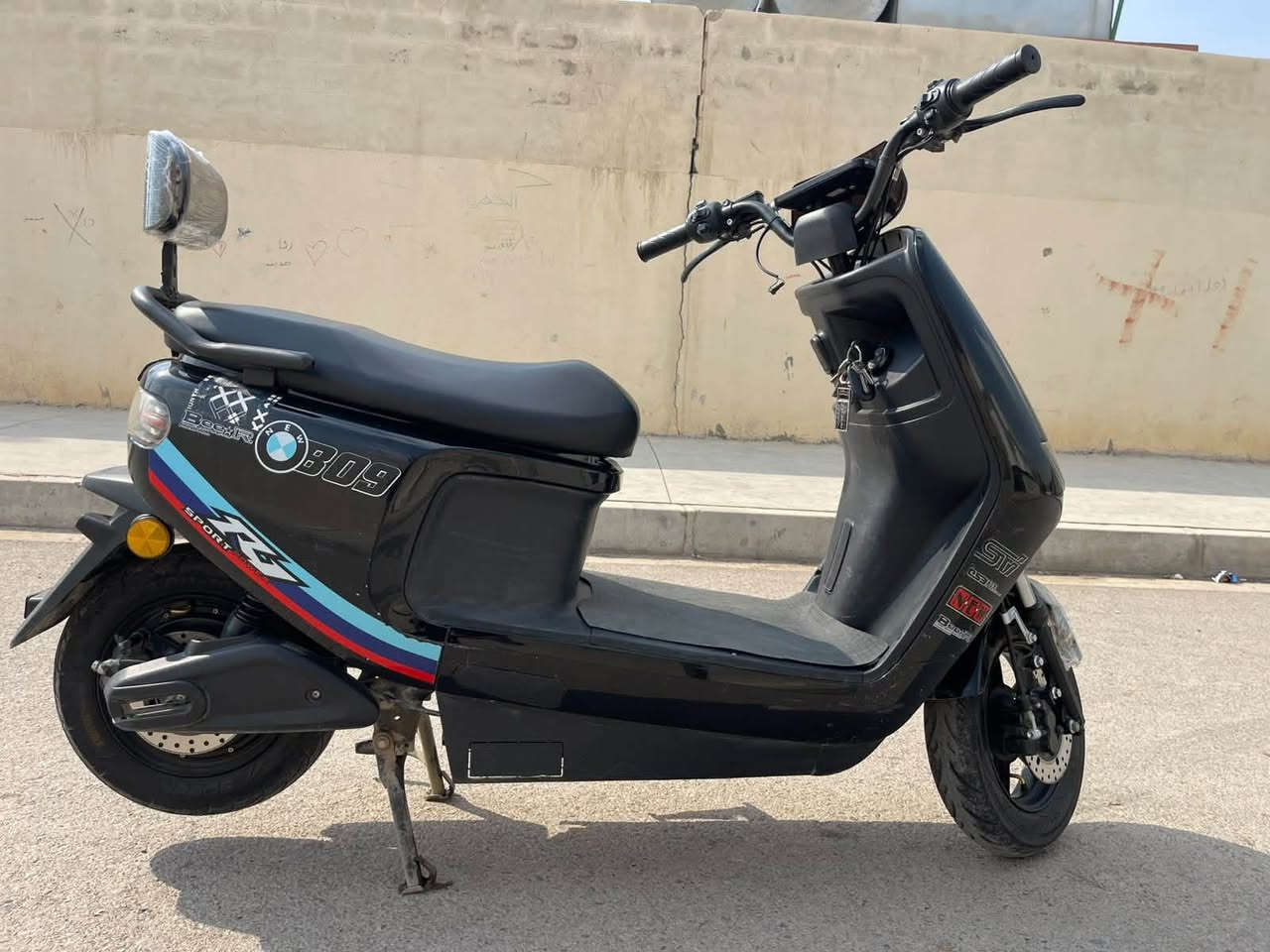 السلام عليكم 

ماطور شحن BMW

6 بطاريات دبل 

بطاريات نظيف  
 
ماطور مثل ما موضح بي شخوط وكسور 

السعر 475 وبي مجال 

الرقم ***********

غير متواجد على الفيس
