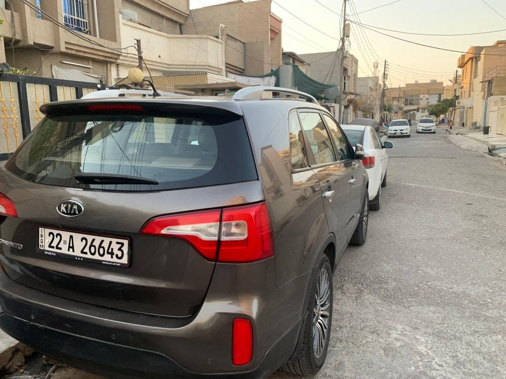 كيا سورينتو ٢٠١٤ فول مواصفات به س مو بصمة الضرر قطعتين و ماشي ١٢٣الف مكان أربيل 

كيا سورينتو ٢٠١٤  فول مواصفات ته نها بسمه نيه و زه ره ر دوو بارجه يه ١٢٣ هزار رويشتيه 

*********** أربيل, العراق
