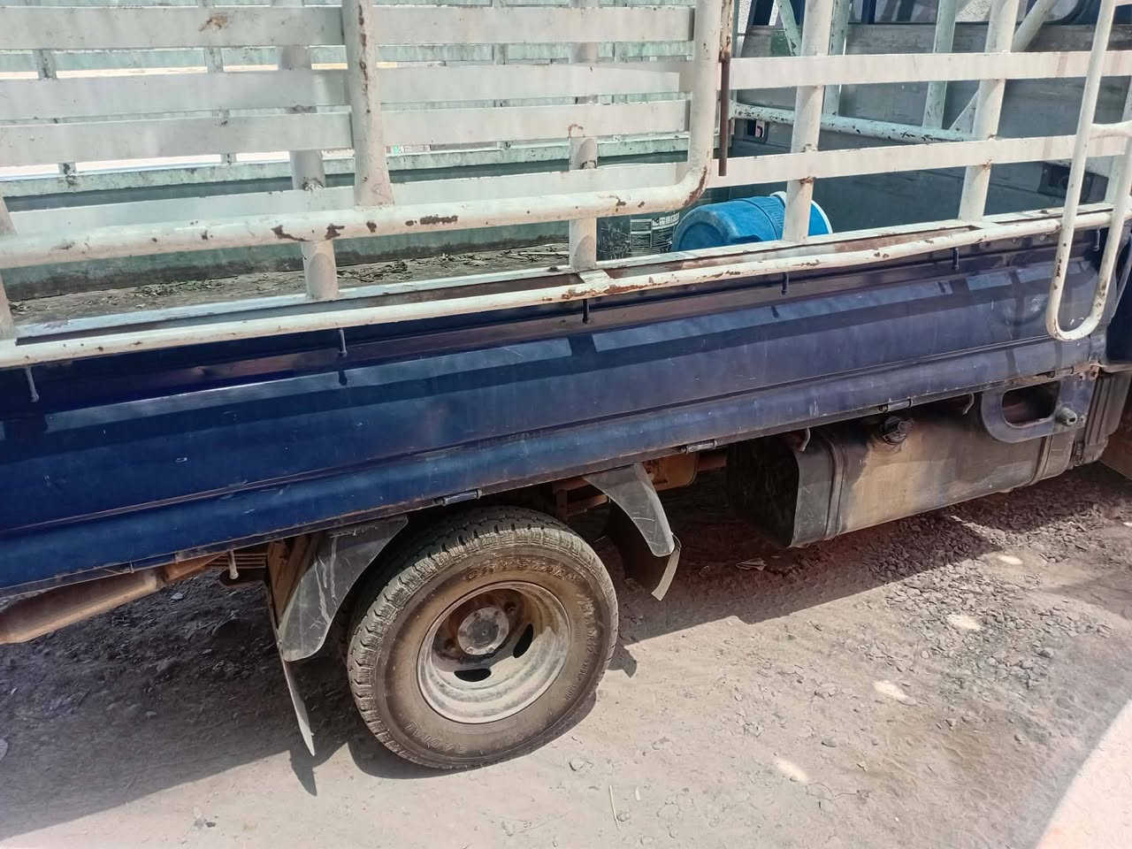 سلام عليكم كيا ٢٠٠٧ محرك ٣٠٠٠  رقم ديالى مميز سيارة خير من الله سنوية جديد ل٢٠٣٠ شاصي مكفول بأسمي مكاني ديالى خالص *********** عارضها ٦٨ وبيها حك الجية
