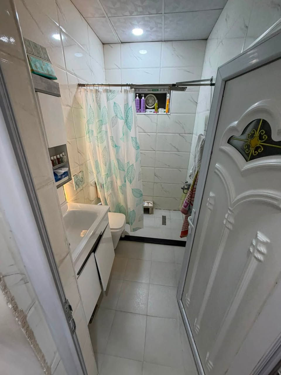 شقه للبيع 

العنوان الاعظميه الخطل 
مساحه 90متر 
2نوم 
خدمات 
ومطبخ 
وصاله 
طابق ثاني خلفيه 
مصعد شغال 24ساعه 
***********
