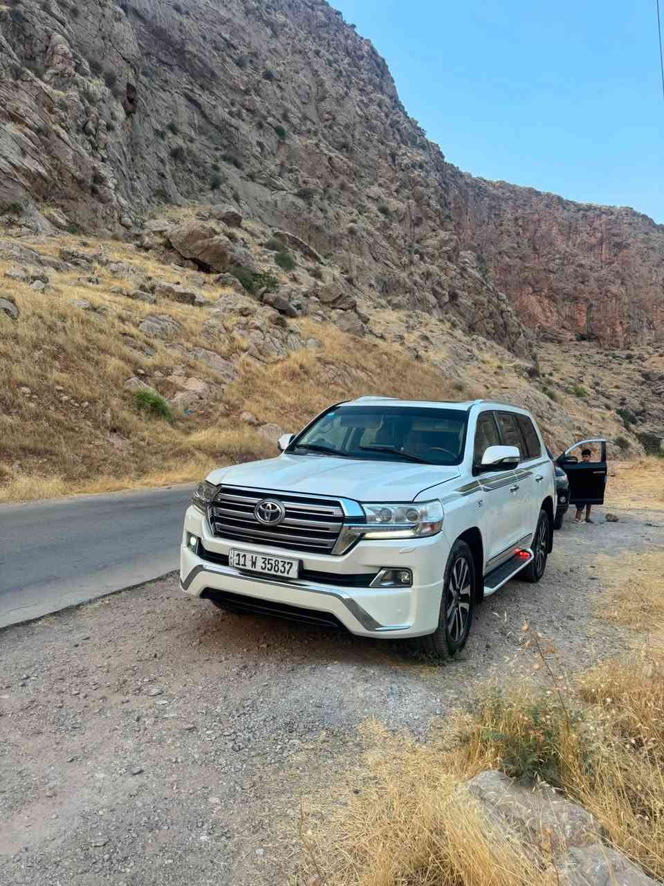 سلام عليكم
الاندكروز موديل ٢٠١٧

رقم بغداد بسمي 

تحويل مباشر 

مكينه ٨

٥٧٠٠

موصفات لكزز

ماشيه ١٤٠

بيها مكانت صبغ 

بدون دواخل 

السعر ٣٦٥

العنوان واسط الزبيدية 

‭***********‬
