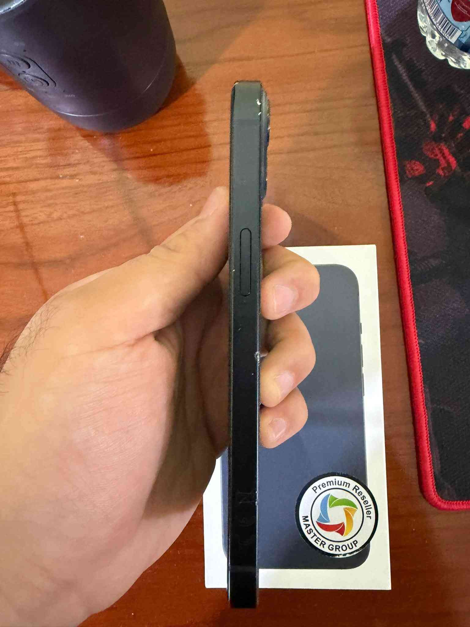 ايفون 13 عادي
ذاكره 128
ضمان الماستر
شرق اوسط 
بطاريه 88 
جهاز نظافته مثل متشوفون بصوره
عنواني بابل
