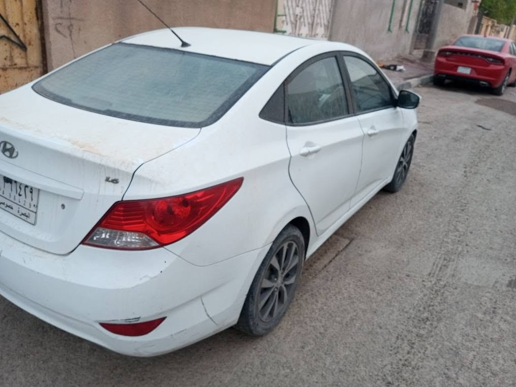 اكسنت موديل 15 محرك 1600 بسمي 
رقمي*********** الزبير, البصرة
