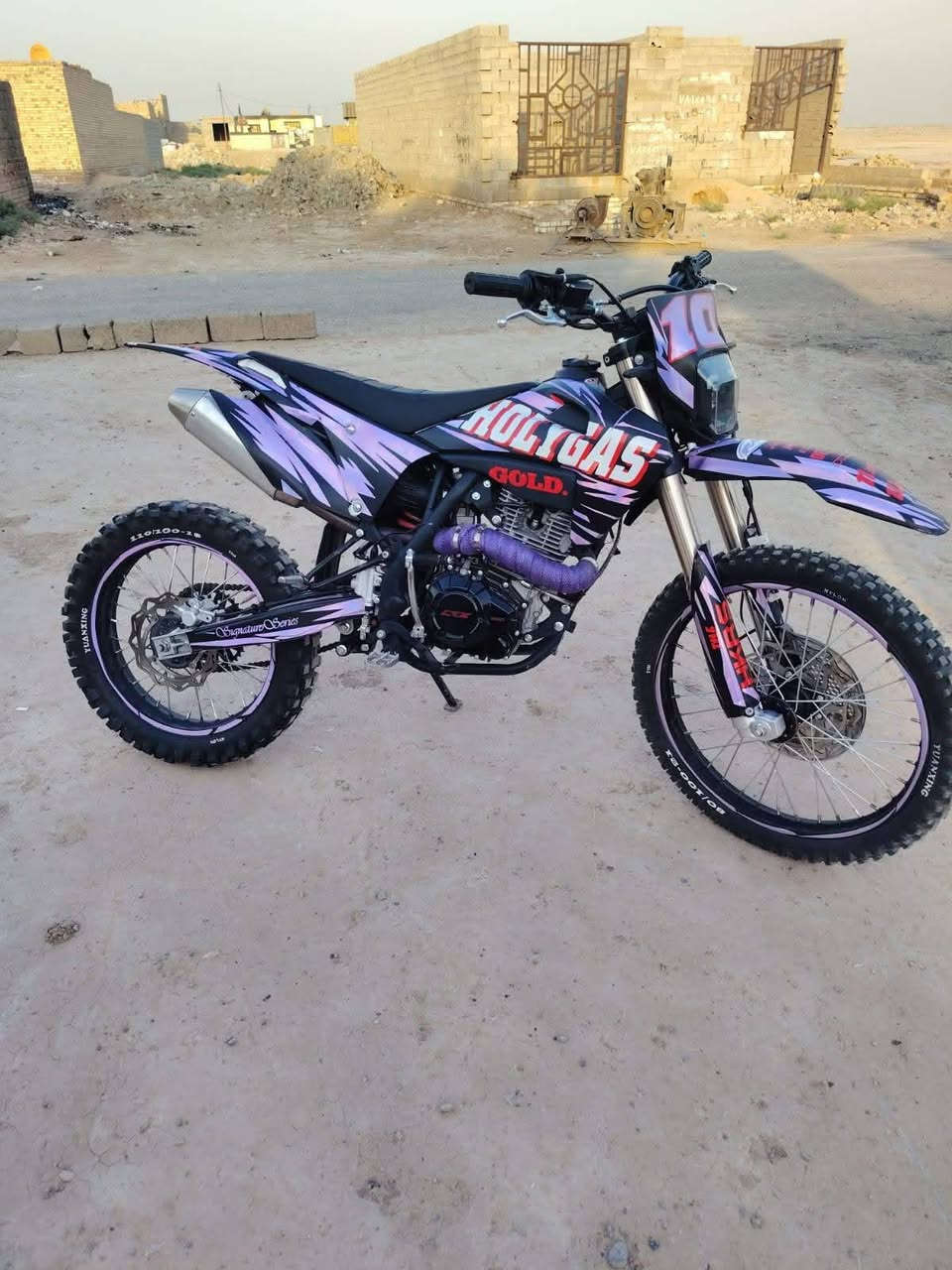 اوراق  قفاز crx2025كفاله عامه عليهه وشم حراري ميكنه 350 مكينتهه 4ولفات حجم المكينه 43 للبيع او مراوس بدايوان مكاني بغداد التاجي ***********واتساب
