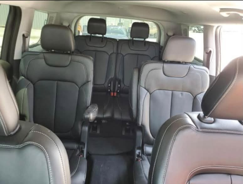 * 3.6L Pentastar V6
* ⁠7 راكب vip
* ⁠الگير 8 سرعات أوتوماتيك
* 4×4 دفع رباعي 
    جلد Capri
* مقاعد أمامية كهربائية
* ذاكرة لمقعد السائق
* تدفئة للمقاعد الأمامية والصف الثاني
* دركسون مدفأ
* تكييف 3 قطع
* شاشة وسطية 10.1 إنش
* Apple CarPlay
* Android Auto
* تشغيل عن بُعد
* إضاءة داخلية Ambient
* مخارج USB للصف الثالث.
* ⁠صندوق كهربائي
* ⁠دخول ذكي
     * ⁠كامره خلفيه
الممشى 44,000km
* ⁠رقم السياره اربيل ومكان السياره ايضا اربيل  
* ⁠*********** للتواصل
