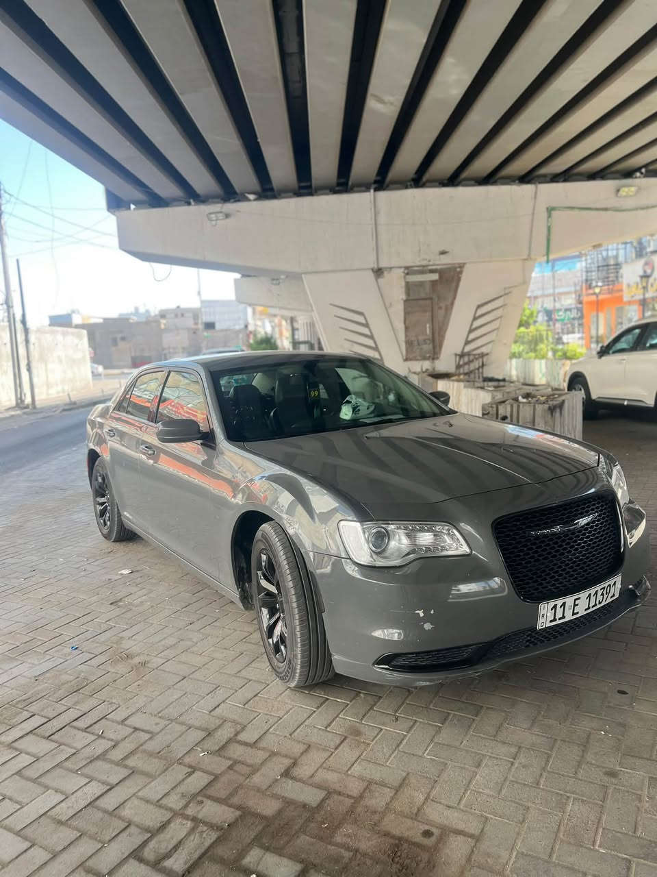 2019 اصل 
بيها فقط جاملغ جهة السايق ومعدل بدون ايرباك باقي 
كلة كفالة 
سيارة ماشية 180 kmالف 

220 $
***********
***********
