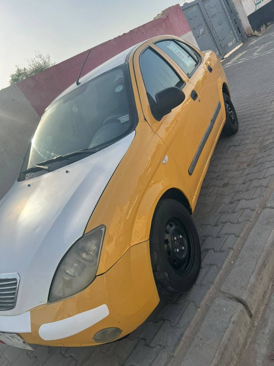 السلام عليكم امراوس او بيع  طيبه مديل 16 كقاله عامه كير مكينه تبريد ثلج حداديه جديده عينه وصنيه جدد لسياره متعوب عليه مال جناي المكان نجف للستفسار ***********
