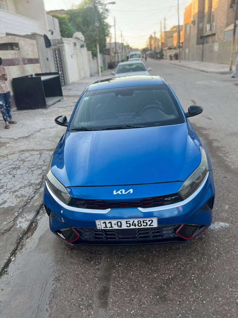 السلام عليكم
فورتي 2023 GT وارد امريكي 
الضرر كما موضح بل صور 
مرقم بغداد بسمي 
فول مواصفات 
بصمه 
تشغيل عن بعد 
فتحه 
كشنات جلد + كهرباء 
كشنات تتفئه + تبريد 
محرك 1600 تيربو 
اشاير بل مري 
رادارات امامي + خلفي + جانبي 
حساسات امامي + خلفي 
وقوف ذاتي 
شاشه كبيره
بعد مواصفات هواي 
العنوان بغداد 
السعر 135 
رقم الهاتف ***********
