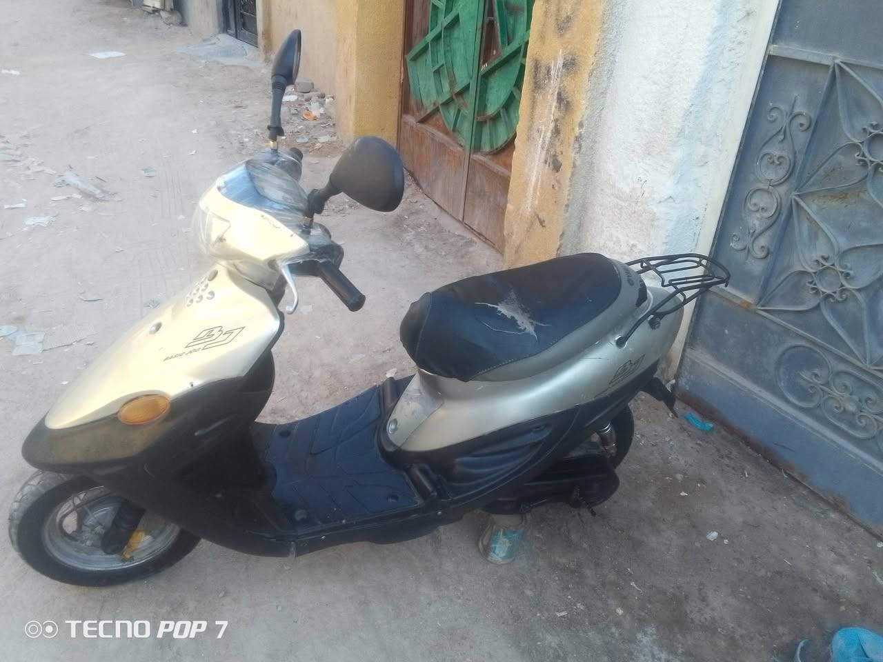 ياماها منغولي شغاله من كلشي كهربائيات وسحب قوي ونهضه قويه السعر 225 باتري شغال مكاني البصره المطيحه رقمي للتواصل ***********
