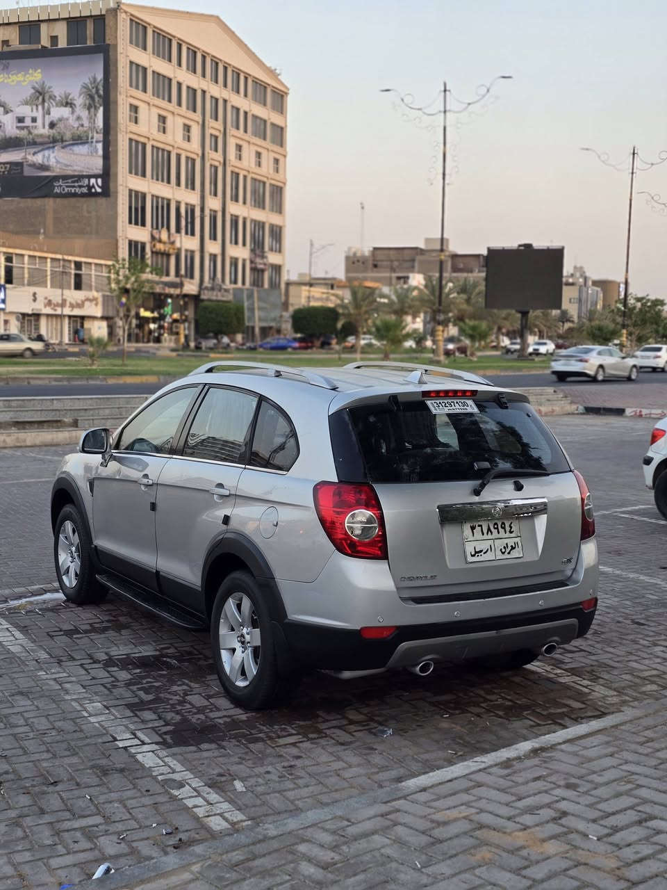 شوفرليت كابتيفا 2009 (وارد خليجي) — فئة SX (فول مواصفات)
للبيع أو مراوس (شعندك دزلي تفاصيل وصور)
​فول مواصفات: 
​المحرك والگير: تحوير محرك وگير تويوتا كامري 4 سلندر ياباني (توهن مشدودات، اقتصادية جداً وعملية).
​الاستخدام: ترهم عائلية وبناتية.
​الحادث والصبغ: بدون حادث، صبغ باب الصدر فقط، توجد بوارد بسيطة (تقرير السونار متوفر).
​المواصفات  (SX فول):
​فتحة سقف (سلايت روف) + شاشة + داخل لونين.
​كشنات كهرباء + كشنات خلفية قلاب.
​جامة خلفية تنفتح منفصلة.
​نظام ECO الوقود + ترحيب لايت + بكلايت كريستال + إشارات بالمرايات.
​ويل كب + تخم تايرات مشلن (Michelin).
​حدادية جاهزة بالكامل.
​منظومة تبريد جديدة (ناقصها فقط بواري وشحن غاز).
​الرقم: أربيل ألماني (باسم كردي وموجود).
​وكالة عامة متوفرة بسمي(جاهزة للتحويل أو الوكالة).
​السنوية: نافذة 2019 (تكلفة تجديد السنوية تُخصم من السعر النهائي).
​الغرامات: مصفرة بالكامل.
​السعر: ($74) وبيها مجال بسيط للشراي 
​ كربلاء - طويريج.
​للتواصل: ***********
