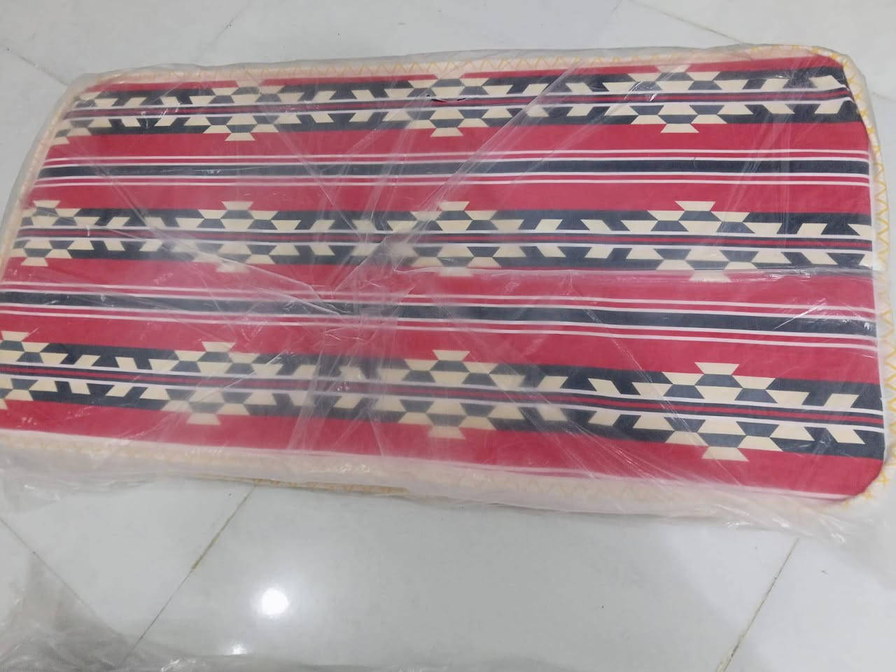 السلام عليكم 
ثلاجة فول نظافة وتجميد ب١٩٠ الف
تنور غاز ارضي نظيف جدا شوف العين  قفل ب٢٠
هيتر كهربائي وايره طويل ٥ امتار نظيف جدا  ب٣٠ 
مندر طفل بعدة بالجيس قياس. متر وعشرة وعرض ٦٠ .... ب١٣ الف  
المكان ححي حسن الجمعيات *********** عمارة, ميسان
