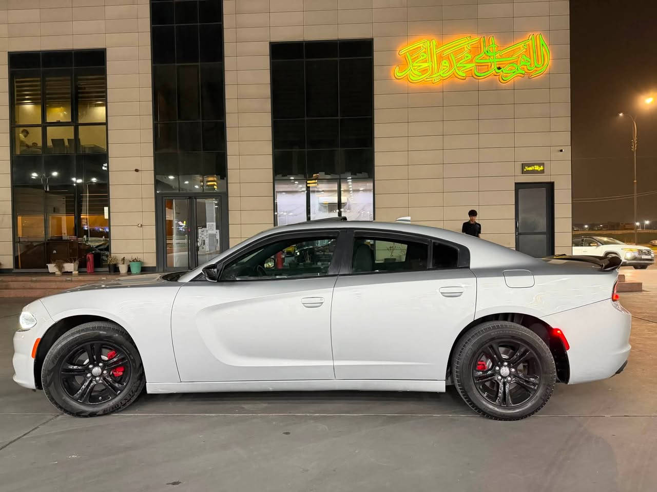 السعر 237 وبيه مجال للشراي
دوج جارجر 2023 SXt  بلاص 

فول مواصفات اللاخير 

عداد المسافه 28 الف

ضرر بنيد فقط طخه جدا بسيطه بدون دواخل  ايرباك راجع سستم   

فول مواصفات فتحه 

بصمات تشغيل ابواب 

شاشه كامره 

تحكم ستيرن 

كرسي كهرباء 

توقف ذاتي 

مانع انزلاق

كشنات تدفه 

لدى خلفي 

6 سلندر شرط ممفتوح 

كلش حلو جديد على ايدي 

رقم اربيل شرط تحويل مباشرة سنويه 27 بسمي شخصياً 

السعر 237 وبيه مجال للشراي

رقمي
***********

