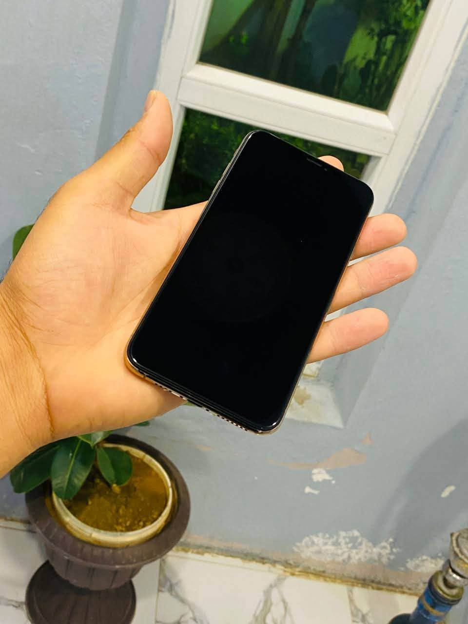 آيفون XS ماكس • ٢٥٦ • مبدل بطاريه