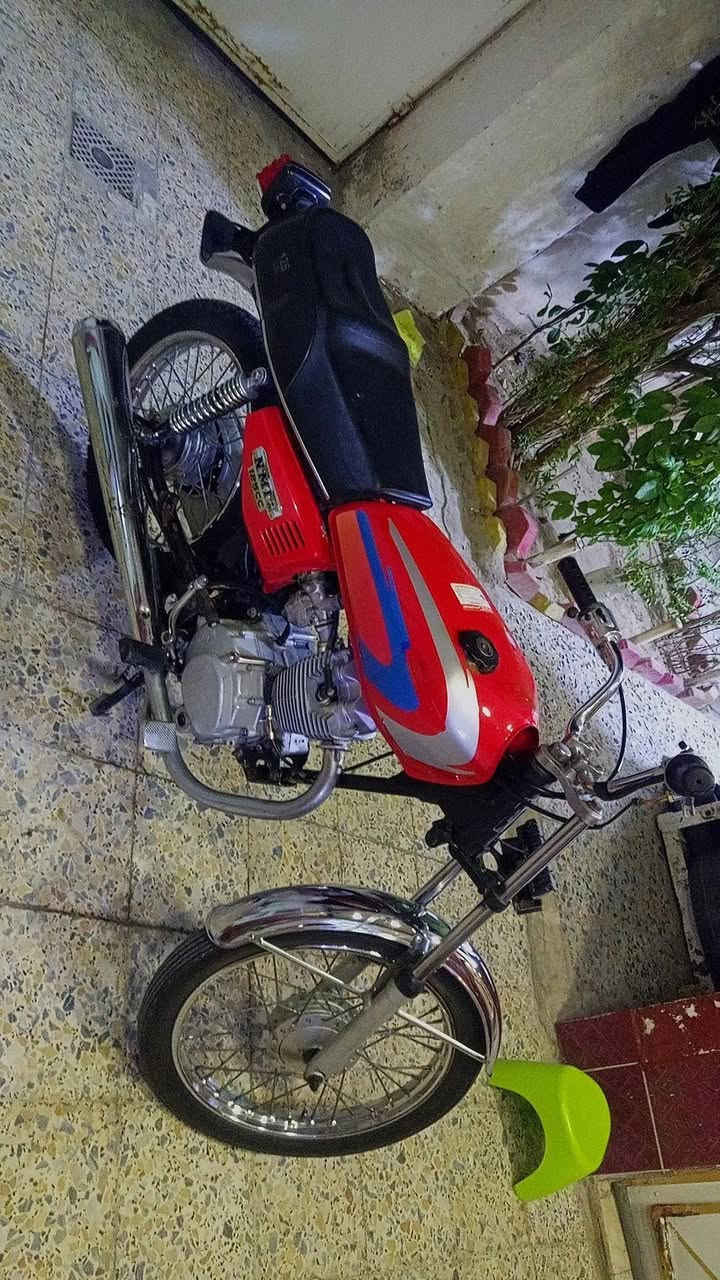 السلا م عليكم  دراجه موديل 21 شهر 11 طالعه ب22  دراجه خير من الله ما عوزهه شي  اوراق اصولي 8ورقات
شلعه معدل تشك الكاع تجي وشوف بعينك مكاني كوت الزهراء 
السعر 575وبيهه مجال للشراي 
رقم***********
