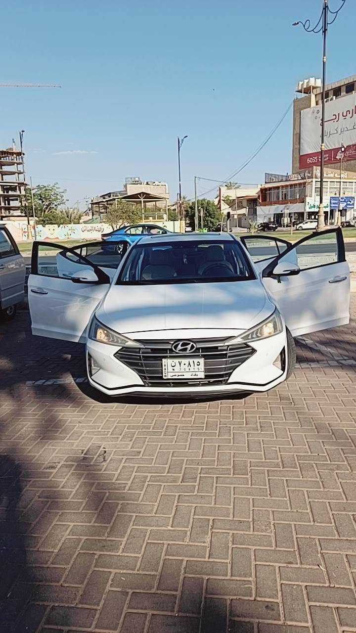 النترا 2020 خليجي سياره مكفوله ماعده لبنيد مبدل وكاله سبب تبديل موحادث سياره مري شفط ترحيب عن القتراب صندوق ذكي يفتح عند القتراب سياره بصمه تخم تاير جديد كير محرك مكفوله من كلشي سياره مال جناي 20 مايحتاج نسولف معروفه مواصفاته مكاني كربلاء سعر سياره 157 وبيه مجال تصل وتدلل ***********
