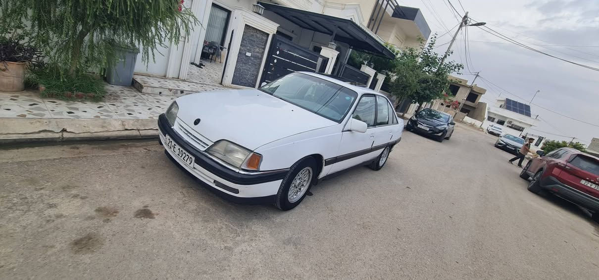 اوميكا • ١٩٩٢ • اوتوماتيك