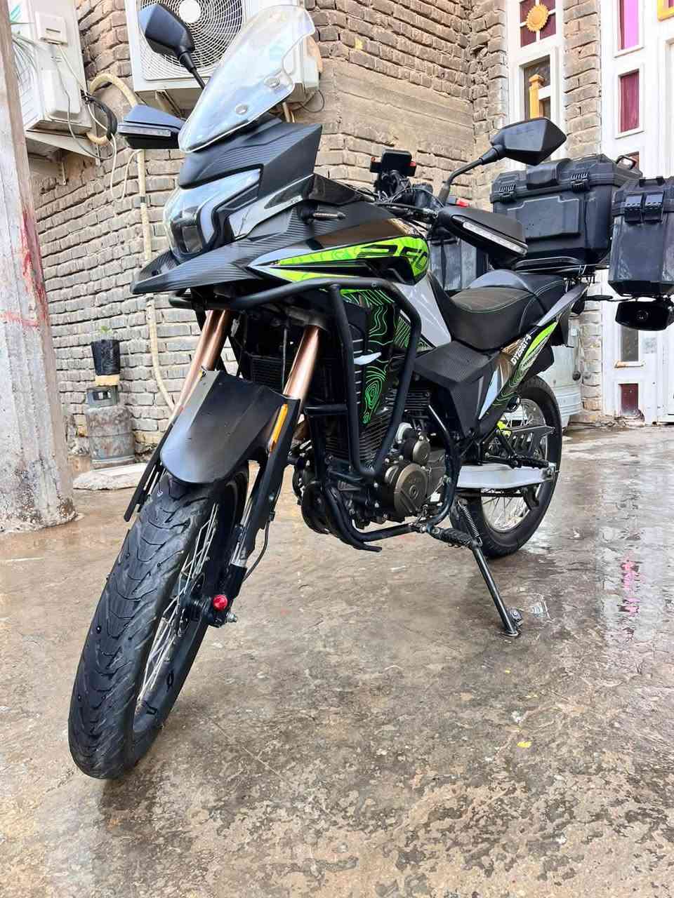 دايوان ادفنجر • ٢٥٠ • كفالة