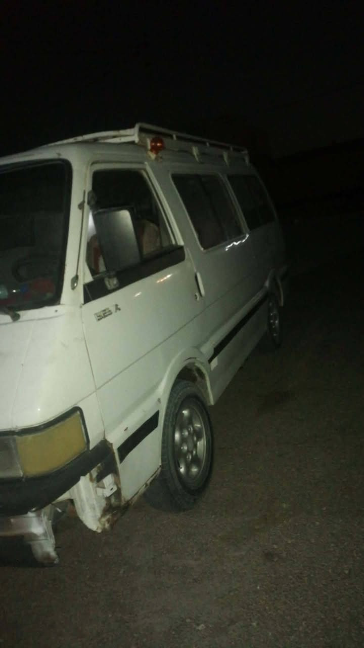 سلام عليكم كيه بستا موديل 94رقم احمر بغداد
راعيه موجود بلنجف وسياره هم بلنجف 

كير ومحرك نضيفات حداديه نضيفه شواصي مابيهن خياس سياره جهازه رادله ترتيبات بس الكشنات 

سعر 30 عليه غرامات وهيه ينزلن من السعر الستفسار تصل ع رقم وبيك خير ويدلل 
***********
