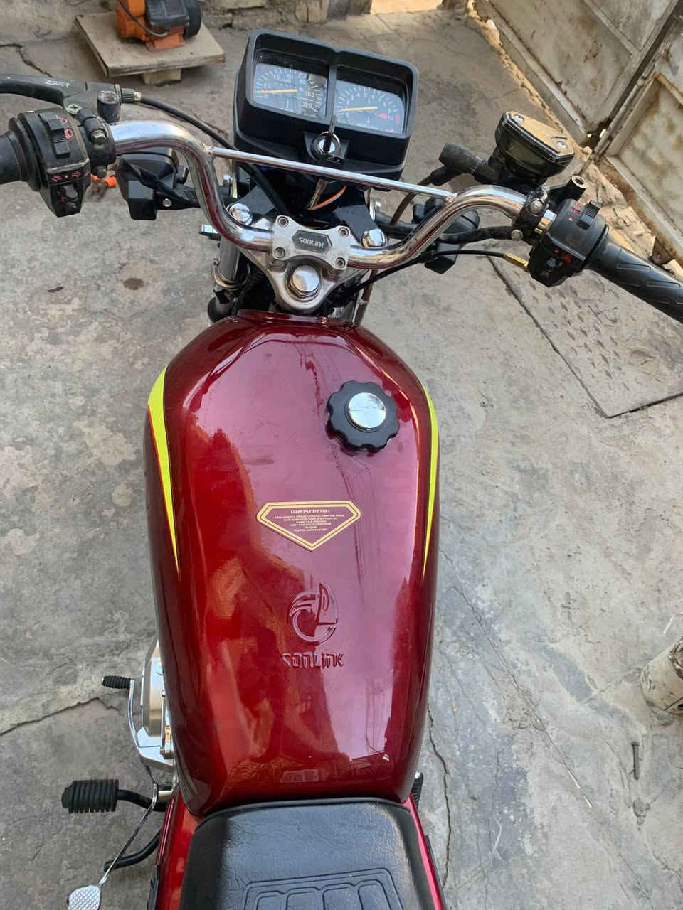 ســـــــــلام علــــــــيكم🙋‍♂️
دراجـــه سيفان 💥🔥

مــــــــوديل: 2023 مرقم بغداد سنويه بأسمه مشروع وطني💁‍♂️💖
الدراجه كل غراضها مستبدله بغراض موديل 2025 +دبلات جديده امامي وخلفي🕷🕸❤
محرك الدراجة((150cc)) جديد 🕷🕸🔥
5 نمر بيها✨❤️
كلشي كامل مكمل بيها انارتها كهربائياتها دشبولها. 
نضافه الدراجه 100/95🔥❤️‍🔥

الدراجه تجيبه منا تشتغل بيها منا ماتصرف ربع عليها مرقم لو تروح خارج العراق بيه محد يحاسبك

سعــر الدراجــــــة:(بـ  مليون،650) 💁‍♂️ وبيها مجال 

عــــــــــــــــنـــــــــــوان: بغداد» حي الجامعة» شارع66

الــــــــــرقــــــــــم: *********** اسيا💝
مــــــــلاحضــــــــة! لايوجد فيس ولامازنجر
+
مكلف بالنشر الرقم بيه واتساب او اتصال على السيم كارت
