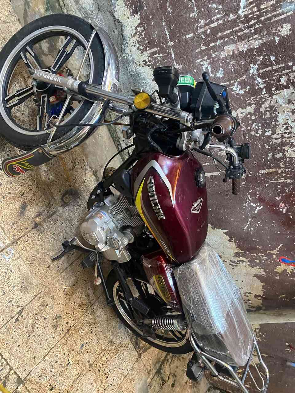 سيفان موديل 23سونك
دراجه خير من الله بطناش نكرة بكل وقت 
السعر 650 
عنواني بغداد الجديدة
***********
