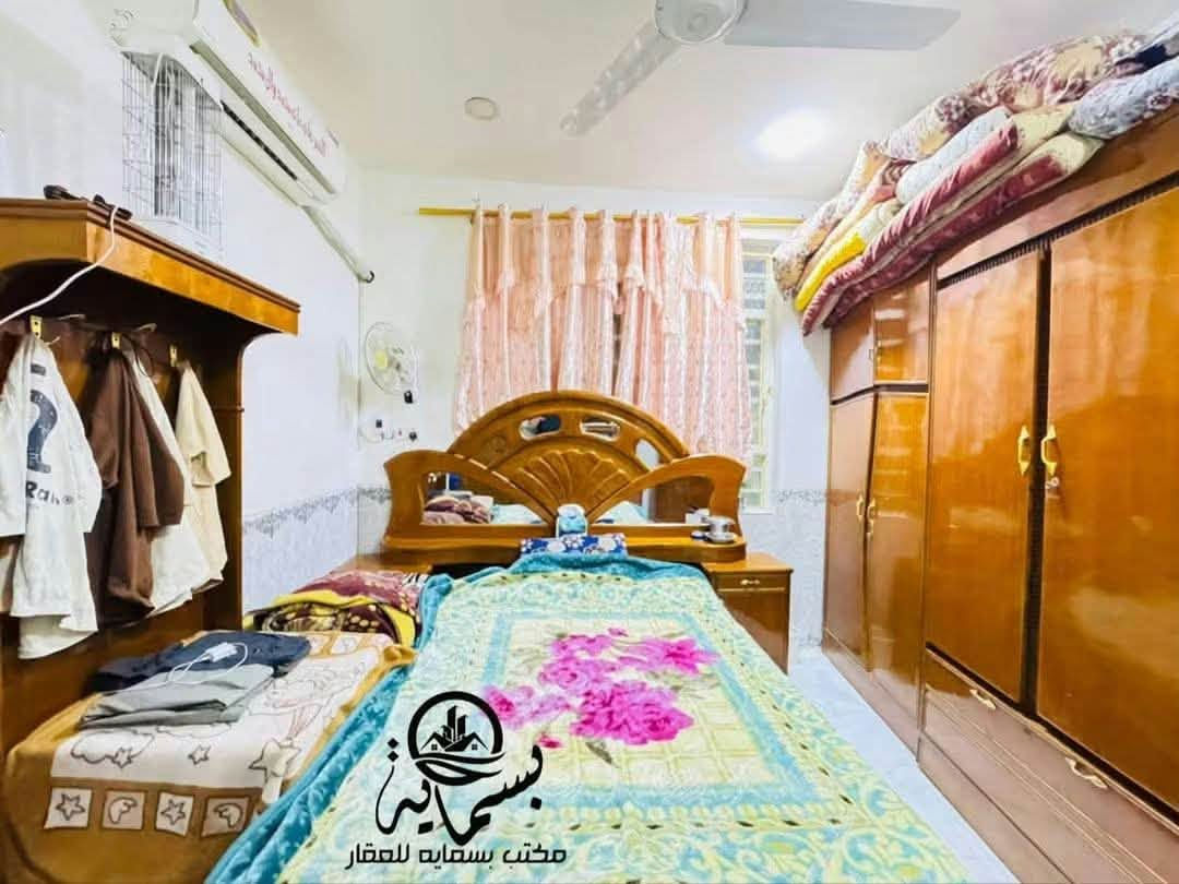 دار للبيع المساحة 100 متر
الموقع: نادر /منطقة كراغول 

يحتوي على غرفة واحدة 

طابق واحد 

دار جديد ونظيف 

للاستفسار اكثر 

***********/ محمد الزهيري

نص مكتوب في الصور:
- مكتب بسمايه للعقار
- بسم اية مكتب بسمايه للعقار