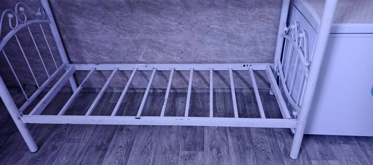 جربايه طابقين حديد ثقيل
مستعمل قليل كلش 
سعره 150 
***********

