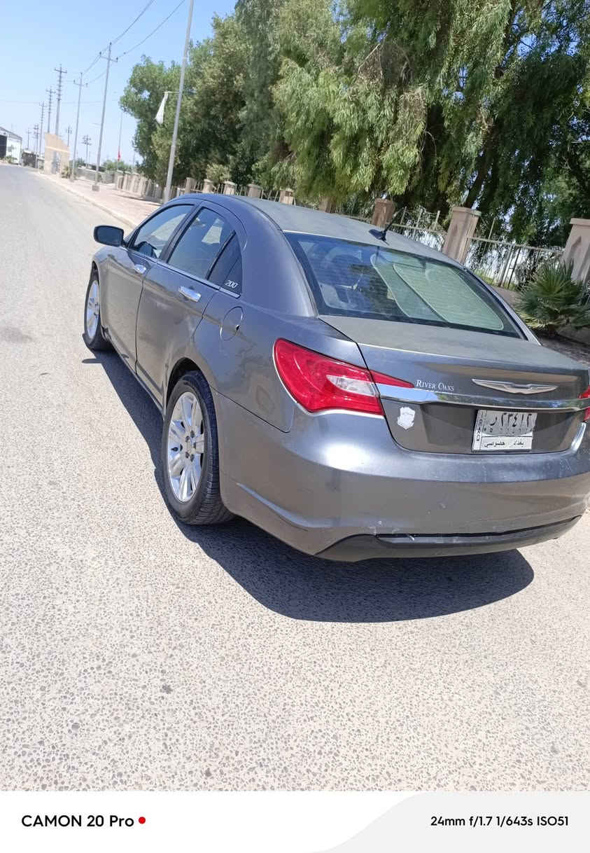 سي 200
موديل 13
محرك 2400
رقم بغداد صاحبها بالبصرة
السياره بدون ضربه
تايرات نضيفه
حداده زينه
كهربائيات كلها شغاله 
التبريد نقص وجه كمبريسر
البصرة القرنه
السعر 55
***********
