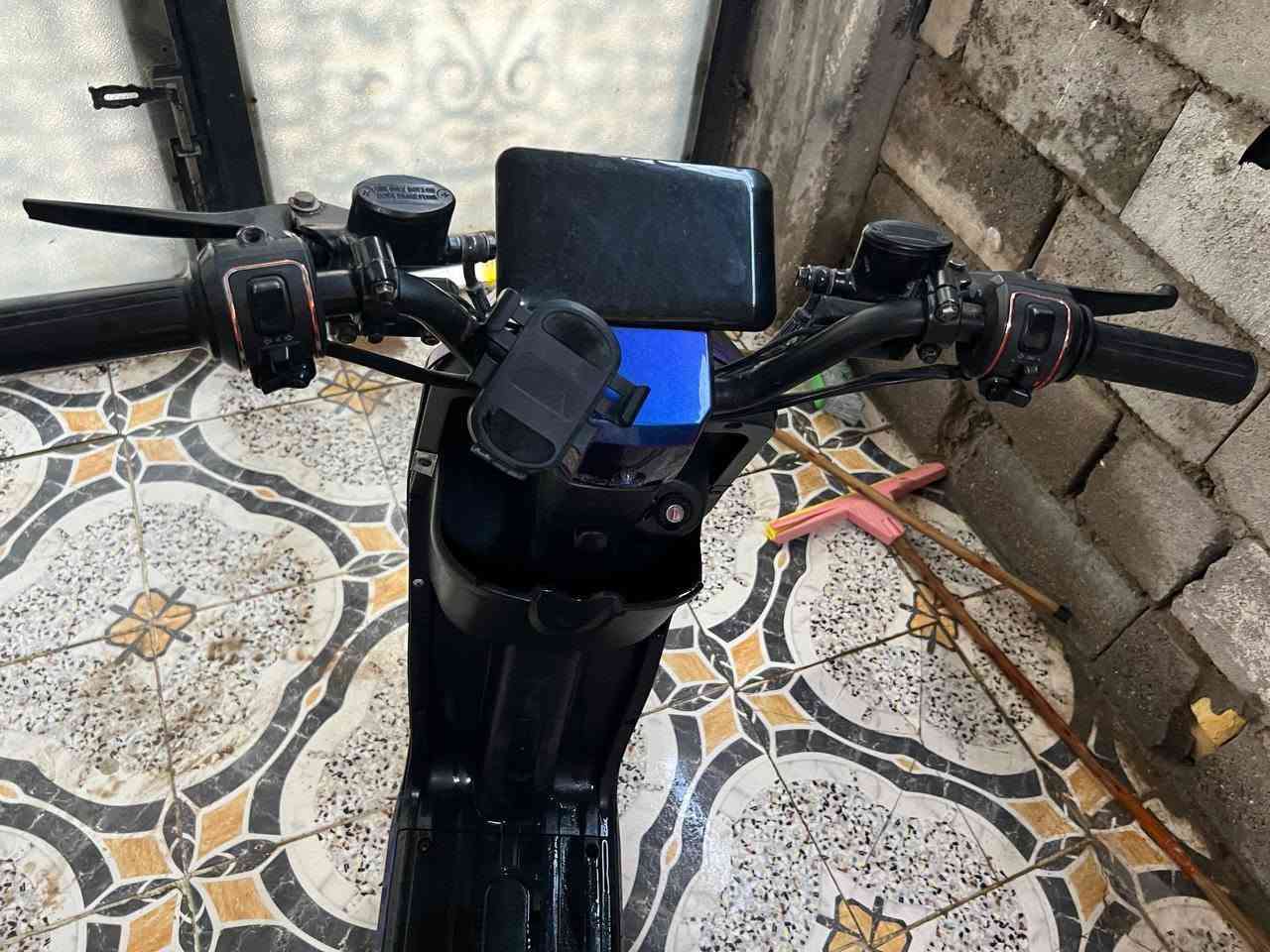 R9 • شحن • بطاريات هابطة
