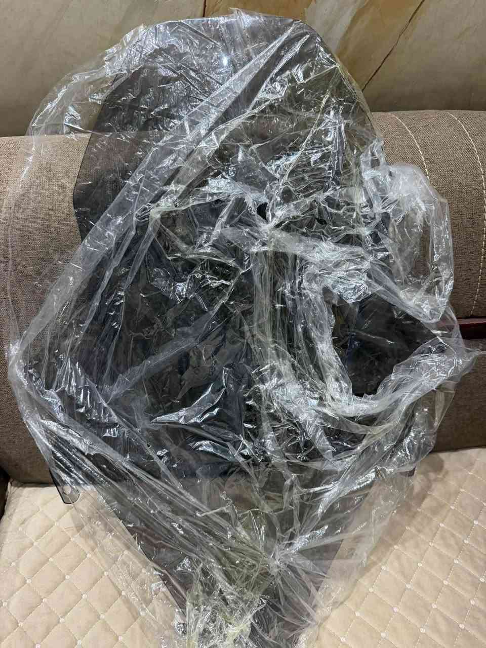 السلام عليكم شباب جامه pcx اصلي مال امزون مال جيل رابع كتابه pcx داخليه مو لزك اصلي لون مضلل خفيف مكاني بغداد مدينه الصدر ***********

نص مكتوب في الصور:
- ACMOTOS انتقال Honda PCX 125 (21-24) Puig V-Tech Line Touring Dark smoked ... حفظ مشاركة