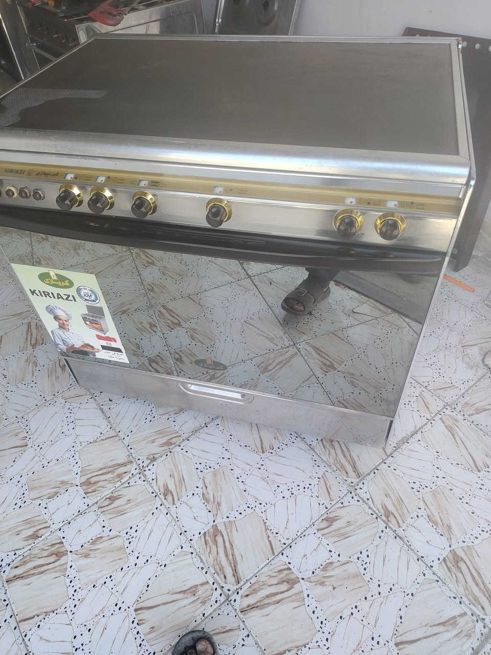 نظيف جدا كريازي مصري ستيل  كلة شغال السعر ٢١٥  كربلا ***********
