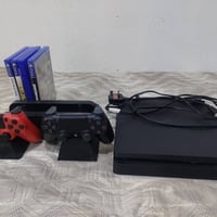 بلي4سلم نص تيرا ما مهكر ملحقاته: جوستكين ستاند للجهاز لشحن الجوستك 4اق...