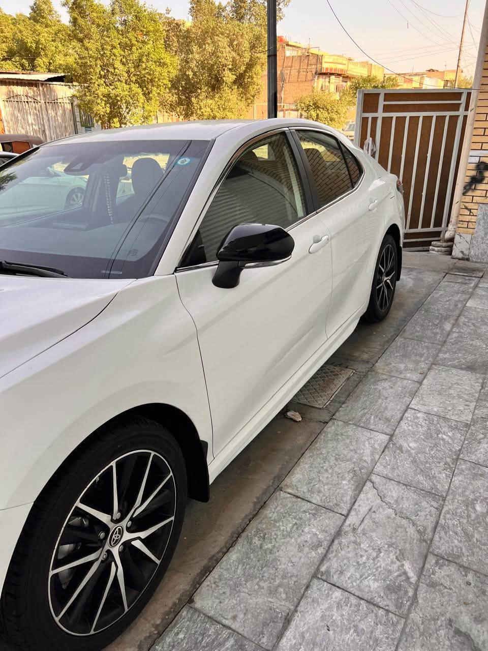 🚘 للبيع كامري موديل 2023 وارد أمريكي
🔹 SE – هاي برد
🔹 محرك 2500 CC
🔹 رقم بغداد إنكليزي 🇮🇶
🔹 بصمة
🔹 داخل جلد
🔹 شاشة CarPlay
🔹 رادارات أمامي / خلفي / جانبي
🔹 توقف ذاتي
🔹 Auto Hold
🔹 مانع انزلاق
🔹 تحديد مسار
🔹 ماشية 90 ألف كم

📍 الموقع: البلديات
💰 السعر: 170
🔄 بيها مجال حك الجية

📞 رقم صاحب السيارة:
***********
