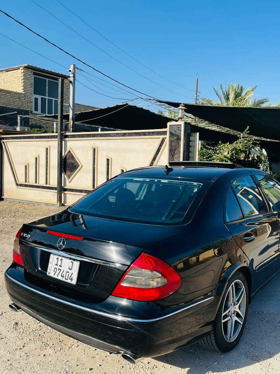 السلام عليكم ورحمه الله وبركاته
للبيع او للمراوس حسب الرغبة 
مارسدس E_clas 350 المرغوب عقل فوك
المديل 2009 .
رقم وهزه وسنوية جدد بأسمي
سيارة مكفوله مابيها صبغ 
تبريد مكينه كير بلكارتون حدادية جديده
تخم تاير ويل نجمه الماني اصلي 
مواصفاته : 
فتحته سقف طكتين 
برده خلفية كهربائي 
كشنات كهربائي+ تدفئه تبريد 
زراك لايت
حساس امامي خلفي 
اشاير بالمري 
جلد 
شاشه 
سماعات دمام
دبل كزوز 
تويل ويل 
لايت داينمك 
السيارة ما ناقصها لو برغي 
السعر 145 وبسعر مناسب 
مكانها بابل المسيب 
***********
