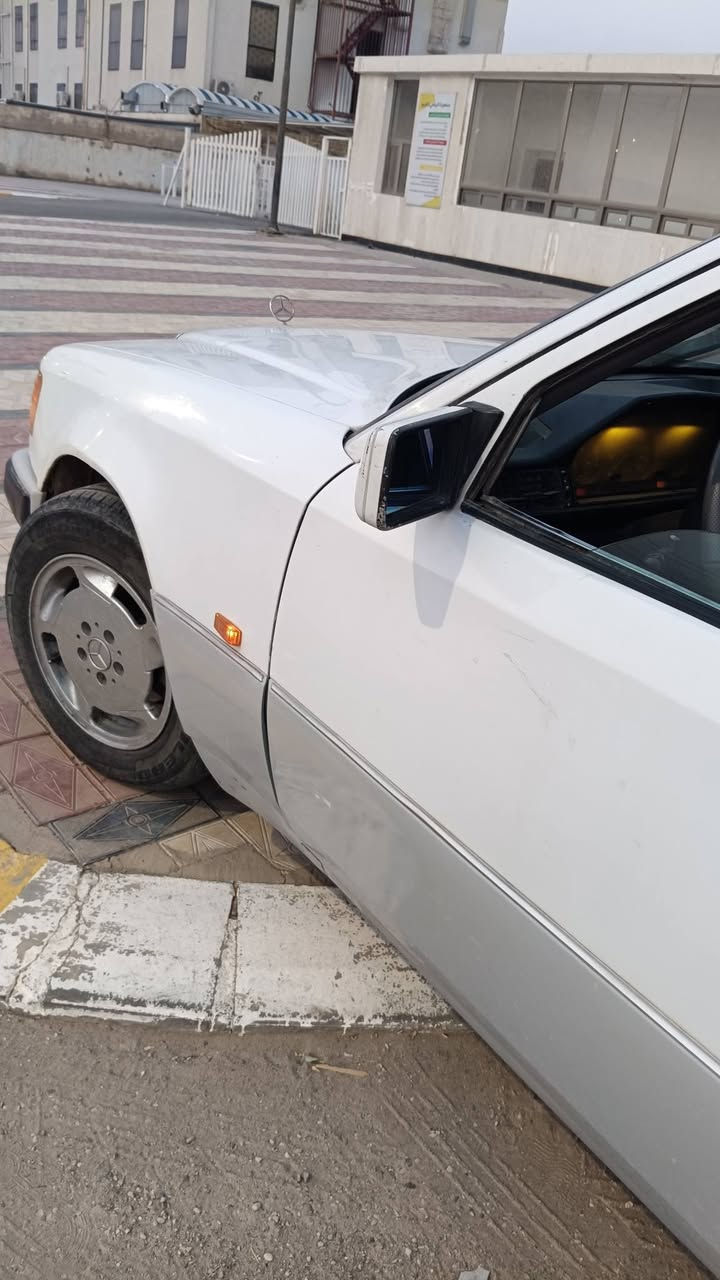 السلام عليكم 
مارسدس دب موديل 1986 سنويه بأسمي تحويل مباشر محرك VvT
تبريد شغال السعر 40 بيه مجال قليل للتواصل ***********
